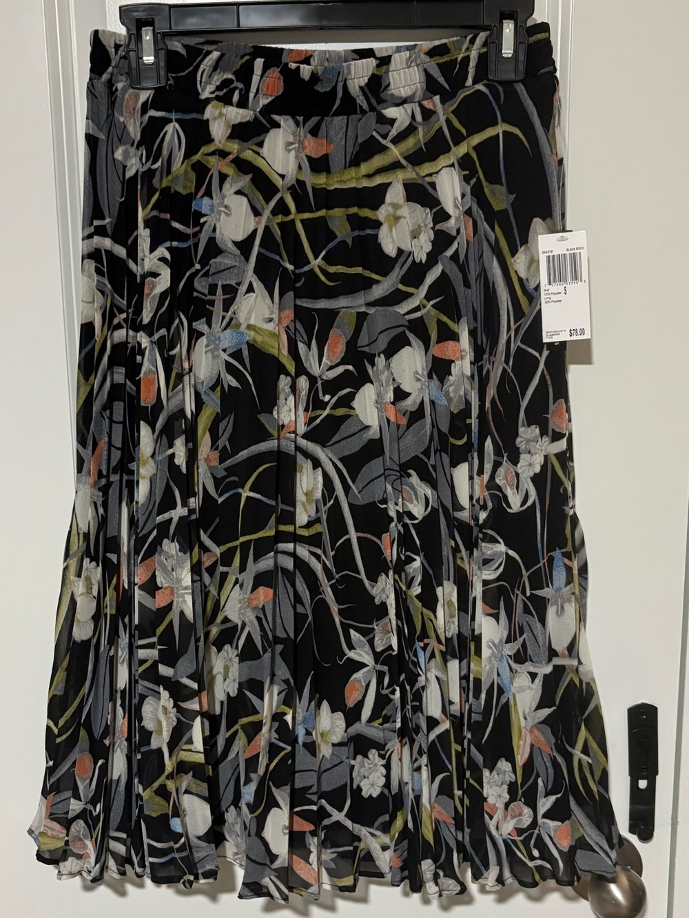 Grace Elements Black Floral Pleated Skirt Size S NWT